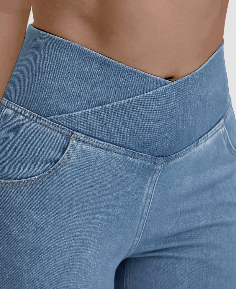 Calça Jeans de Cintura Alta Cruzada [Pré BlackFriday 🔥]
